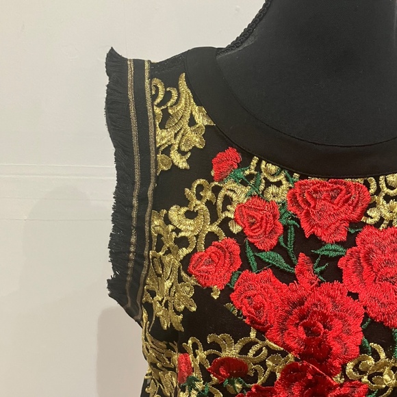 Wow, couture, red, black and gold lace dress - Picture 8 of 13